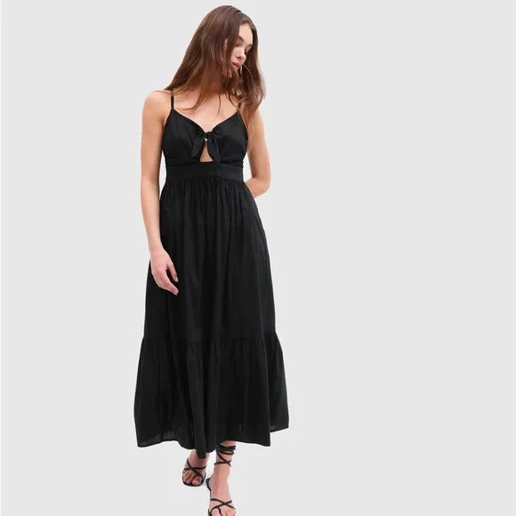 GAP Tie-Front Tiered Maxi Dress, NWT - Picture 3 of 9